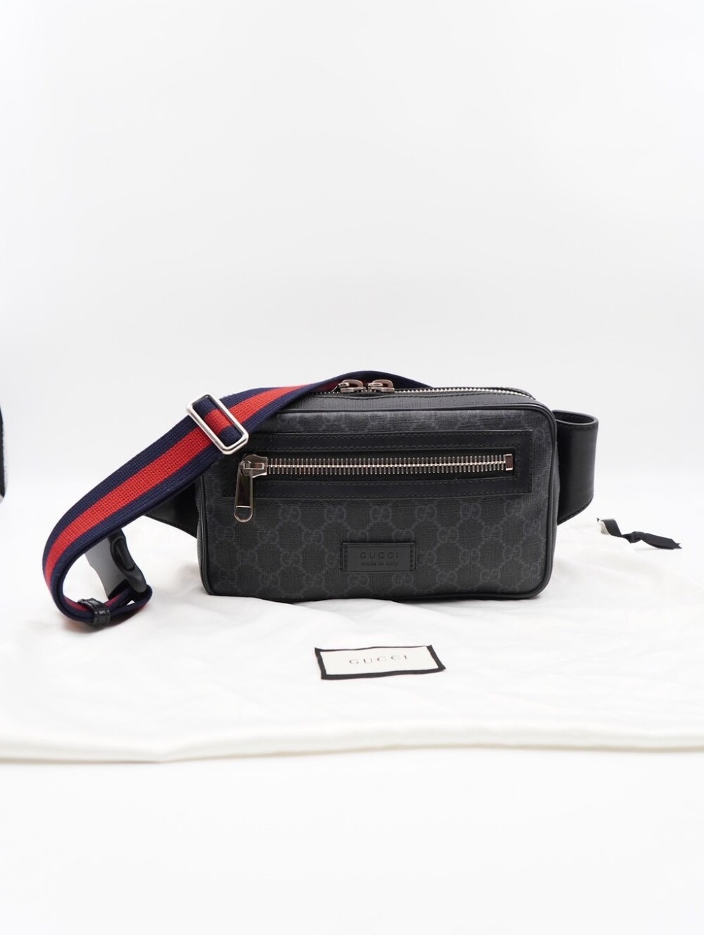 CK13 💕 GUCCI Soft GG Supreme Monogram Web Belt Bag
